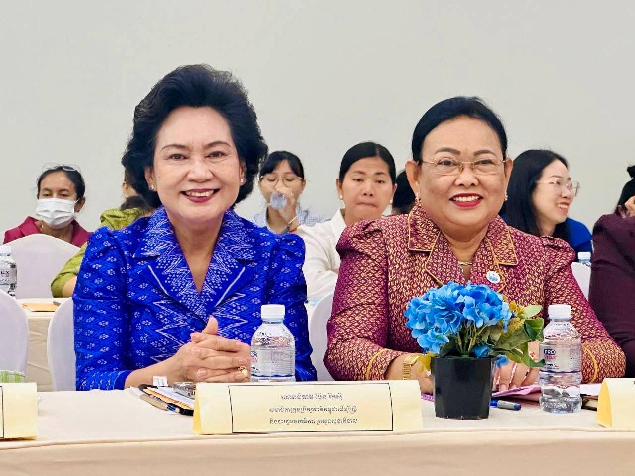 5A497B40-F9B1-4DFC-AB10-EBF7D99A3E40