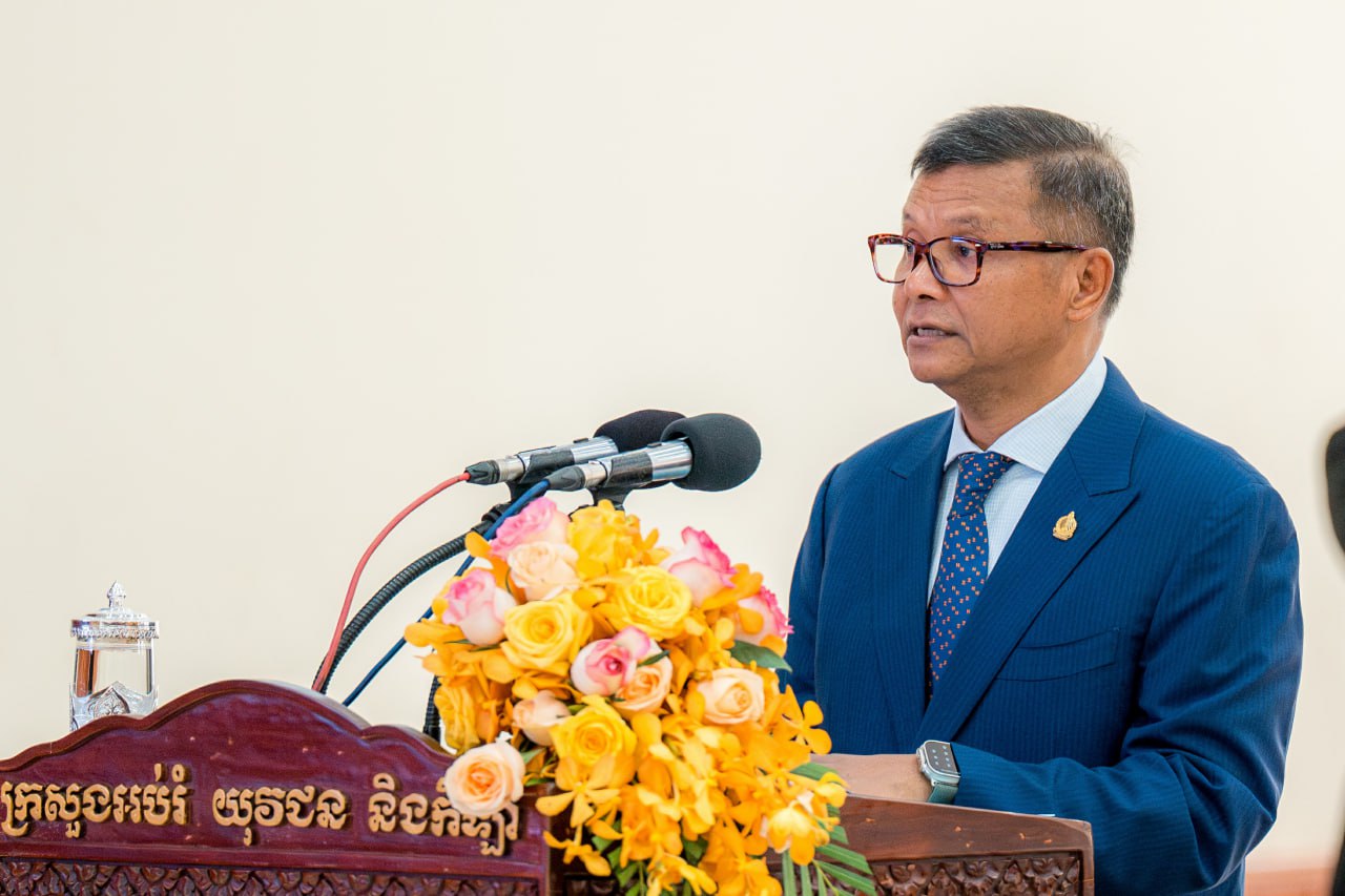 7C303231-0BD5-4BAE-9C94-AAE872FE2E42