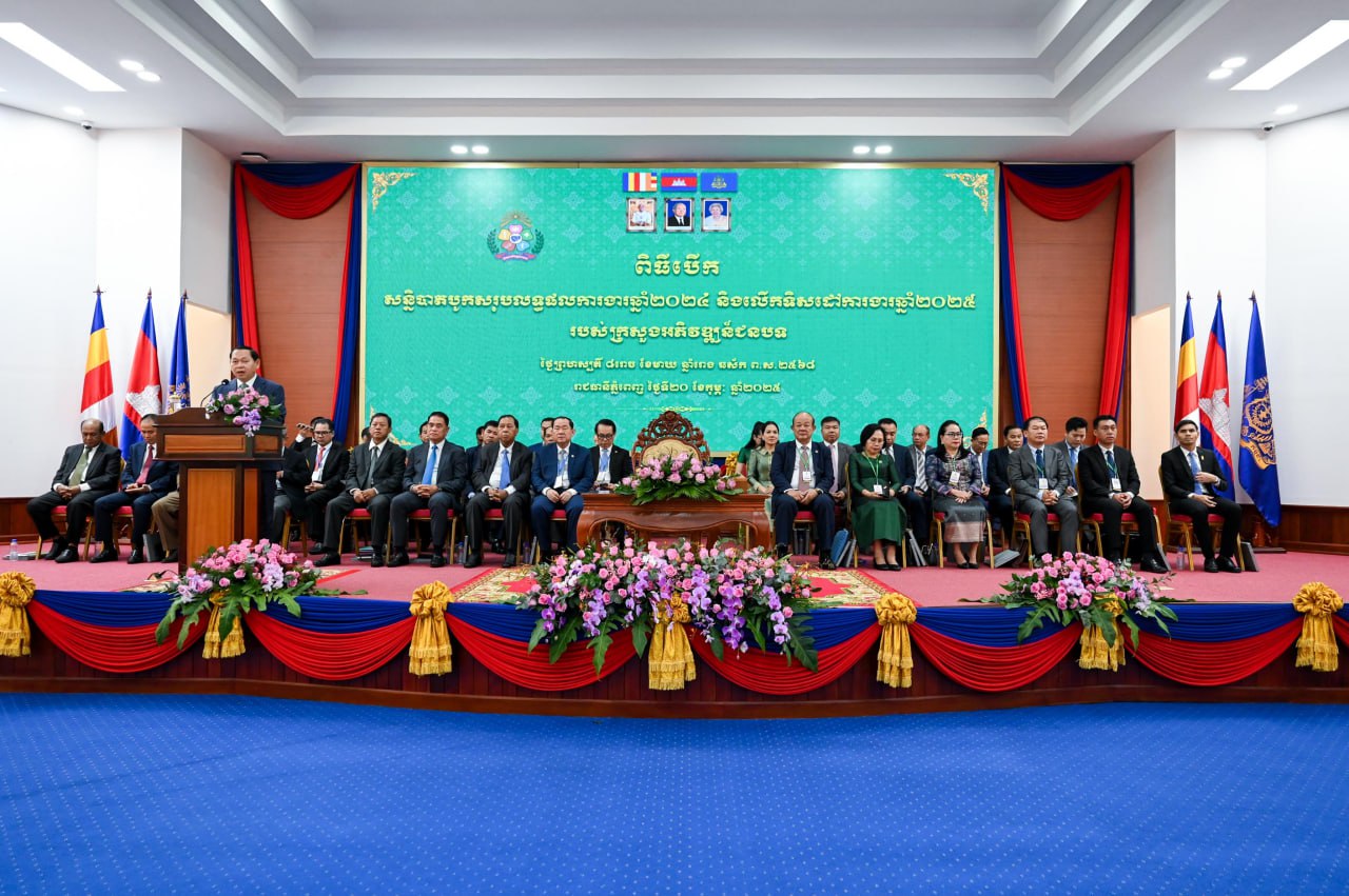 AC1EA146-A887-4407-9C79-FCBBEEFBF8BA