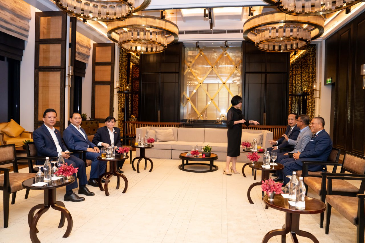 B8847BDF-A5F4-4D88-B9DA-CDF1700ACC86