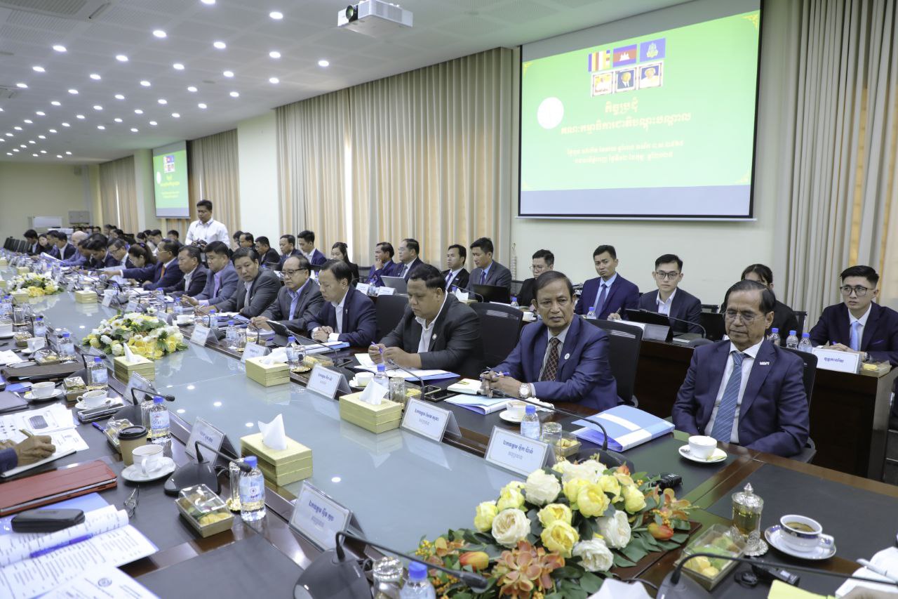 BF77FC8A-3CCE-4749-AB9F-1FE902BEA04E