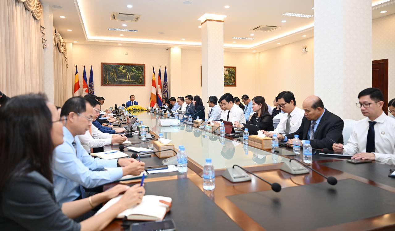 C34BB1F4-F3E6-448E-B84D-879B32862A06