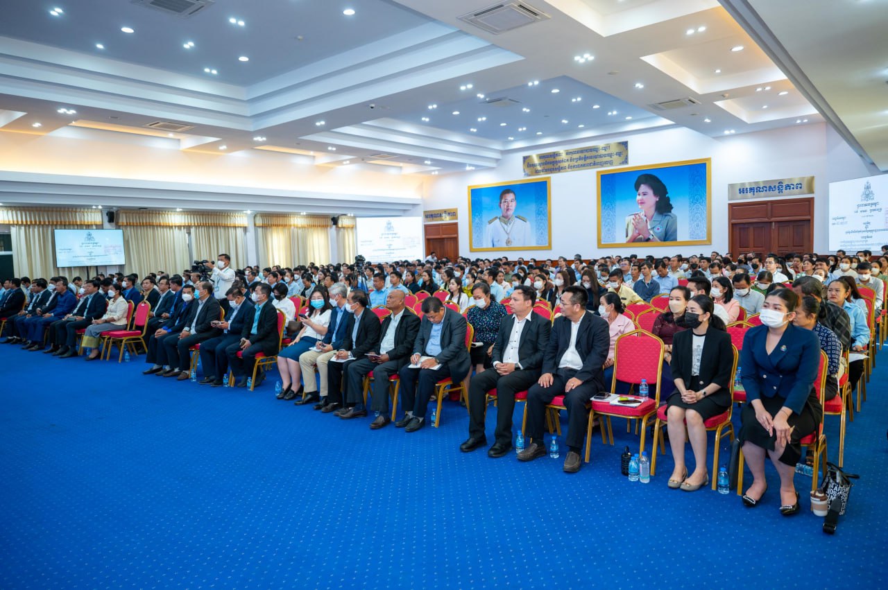 6D0889A6-75FA-4E68-AEAA-113D409F525E