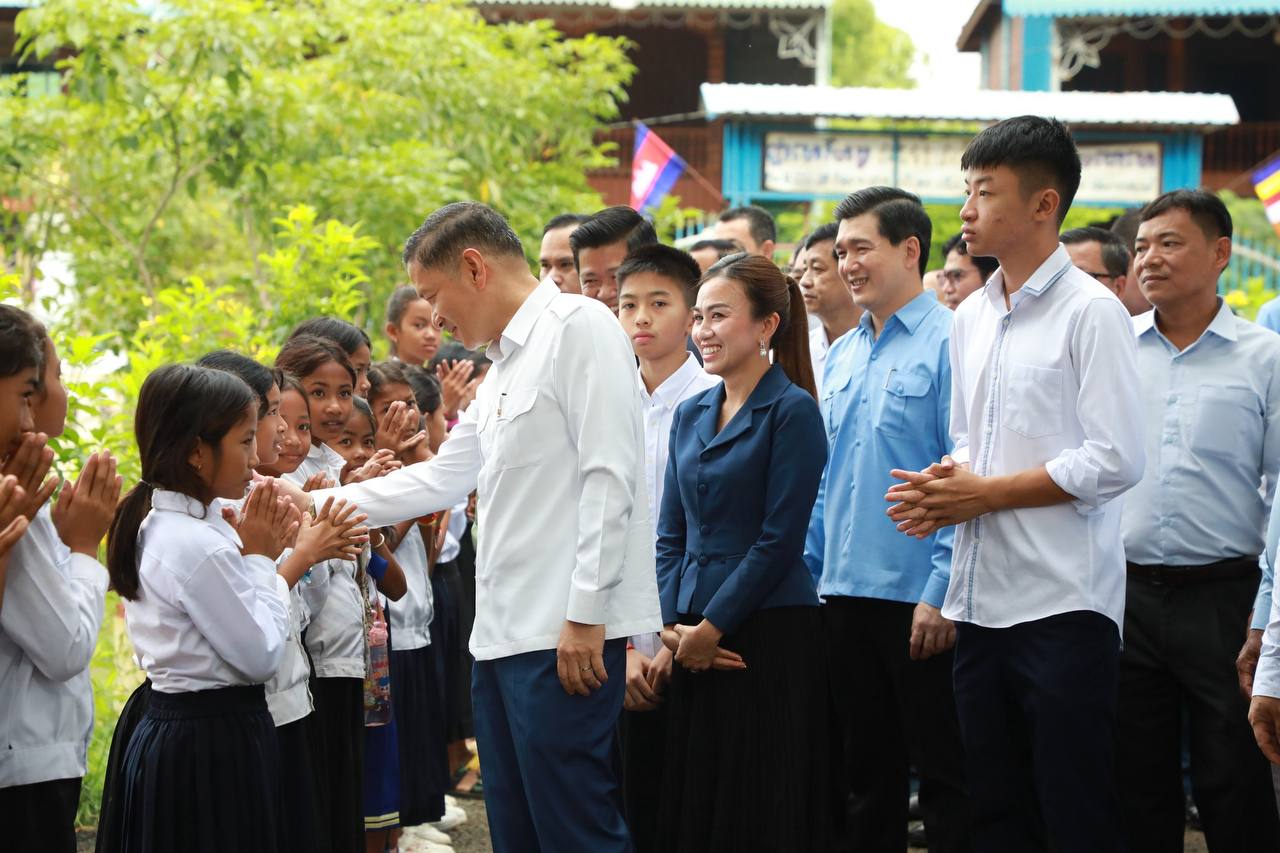 CAF1F339-AB93-41CD-B24F-CC544E114945