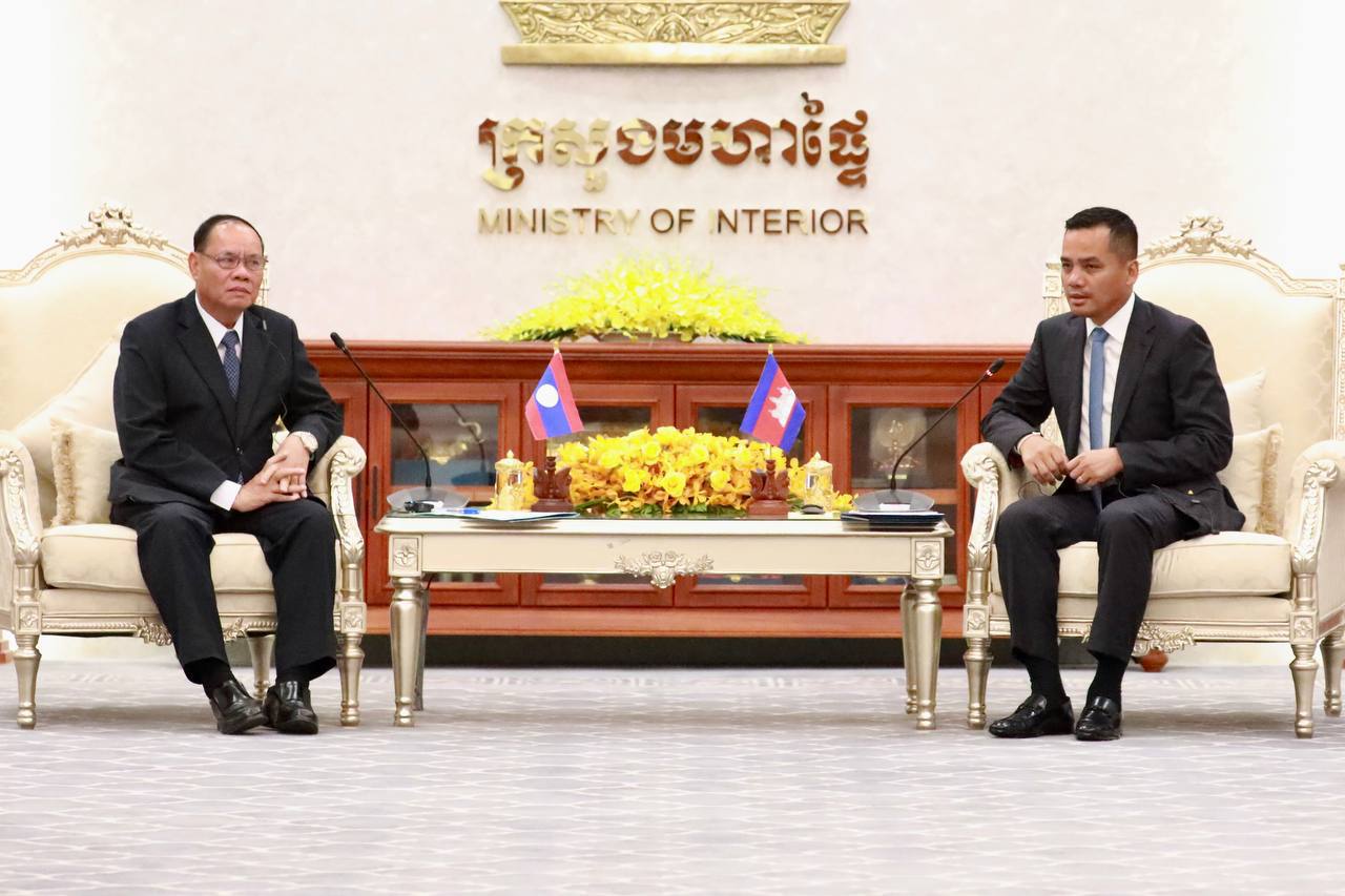 E286AF8E-7954-4E10-85AA-9FE6B3873733