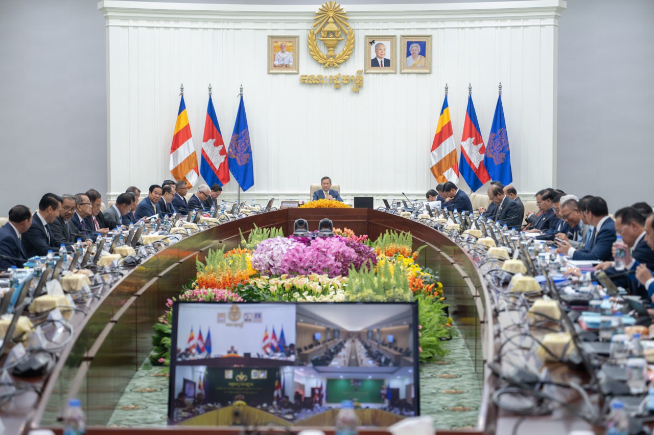 C842185C-6271-46E5-A9DD-C97130D7A4CA