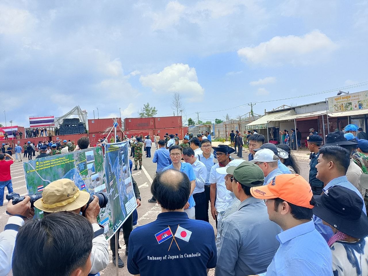 19DE7BFD-99EE-43E0-BD86-4D60737AB2BC