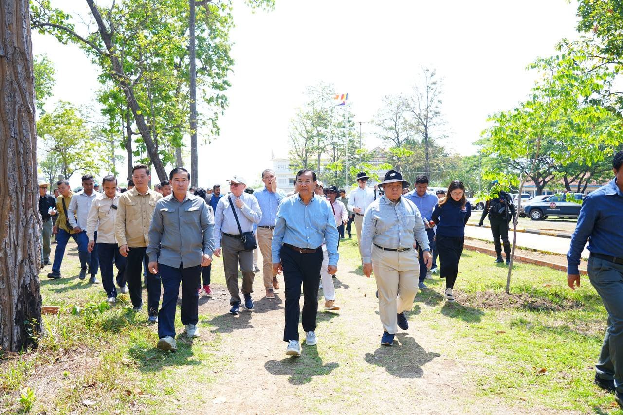 C41F398A-F75F-40F6-9108-0F23C98451B9