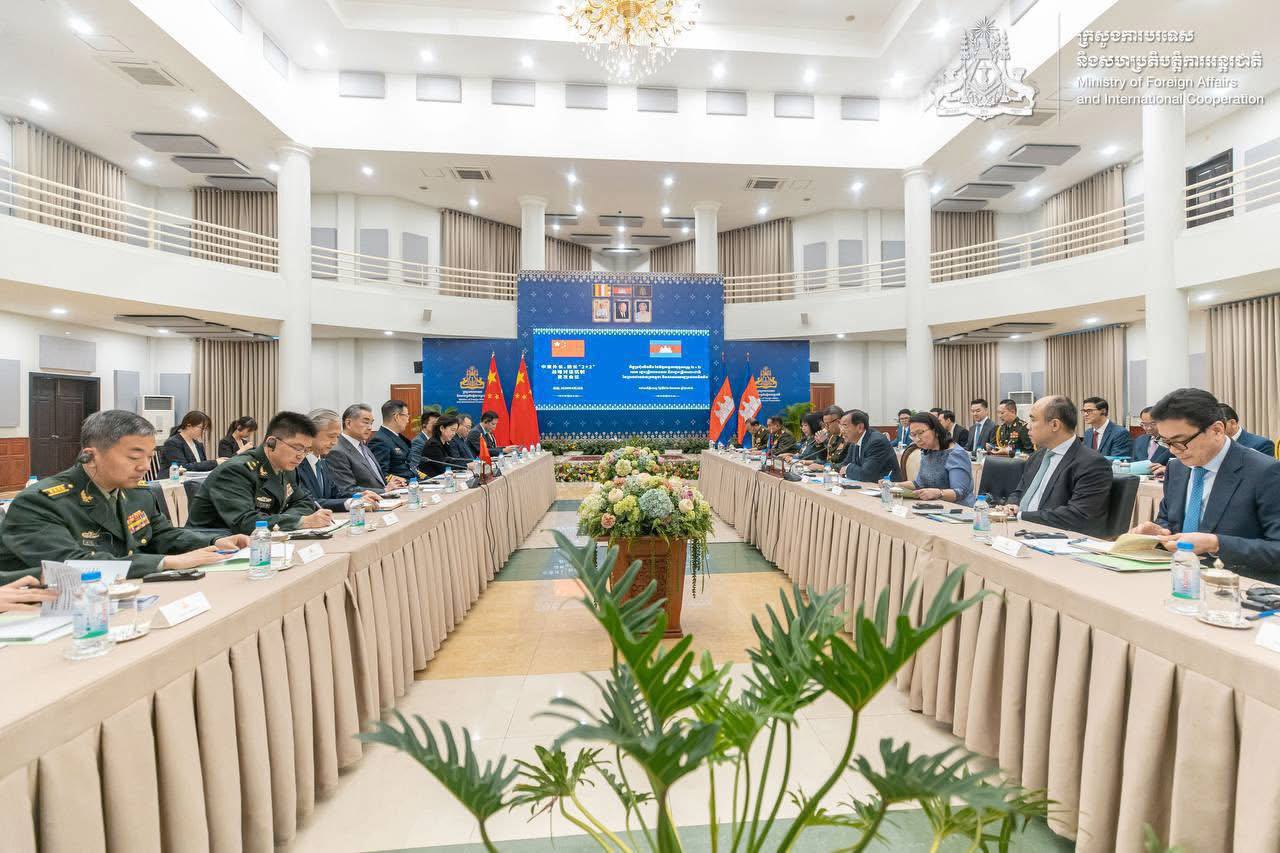 CDFC4654-37F9-436A-86BC-1BC7B928F1B4